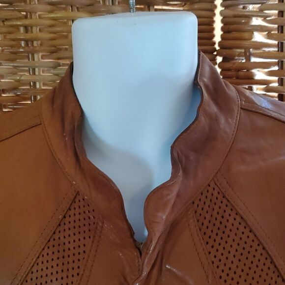 Vintage Brown Leather Jacket - Picture 2 of 16